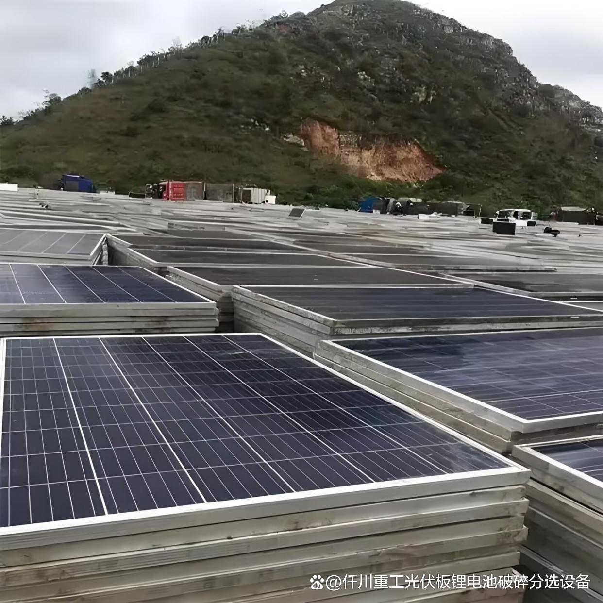 废旧光伏板回收处理设备 新能源时代的“城市矿山”与绿色商机